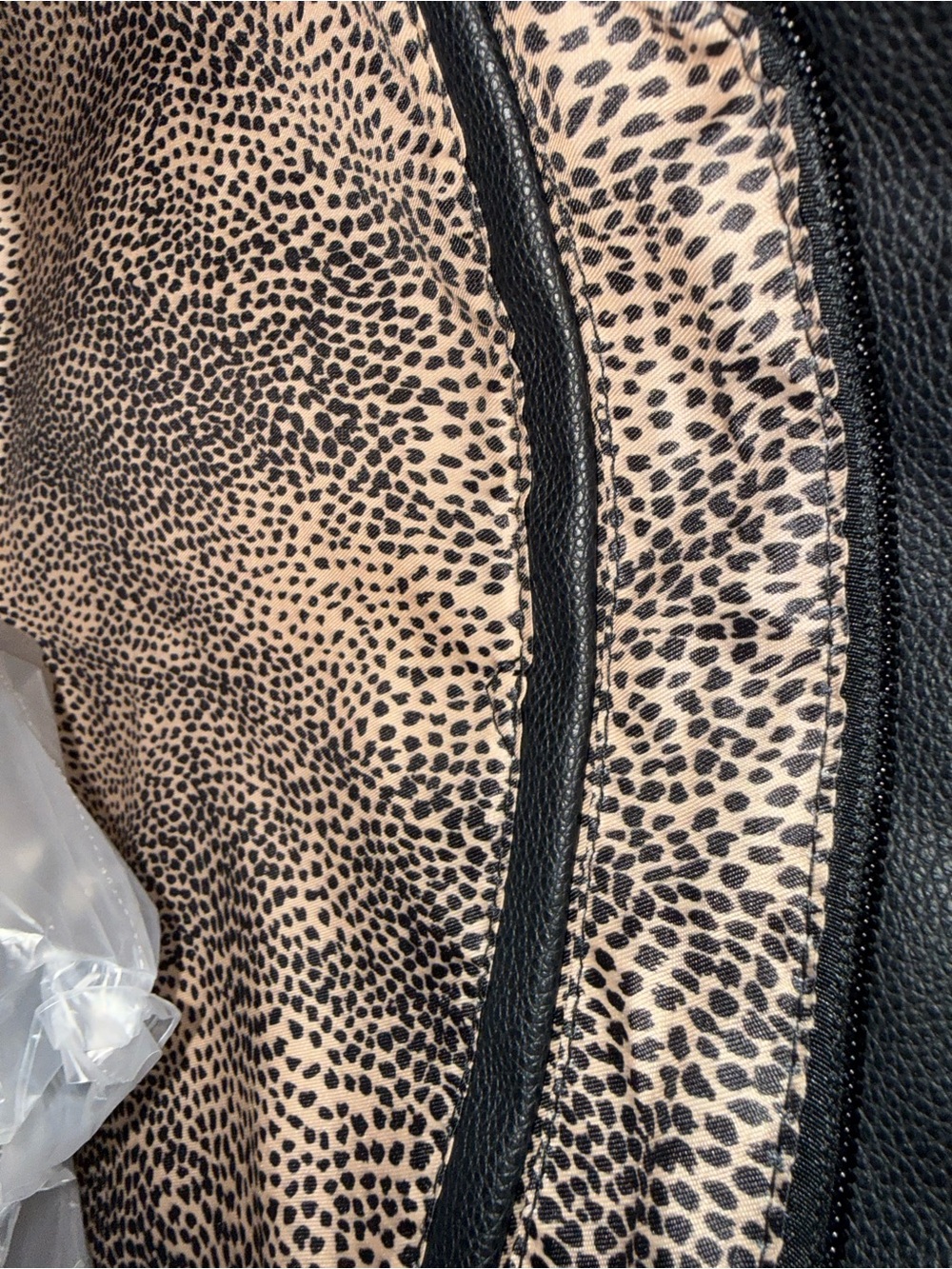 Alyssa Quilted Black Tote Bag - Picture 4 of 6